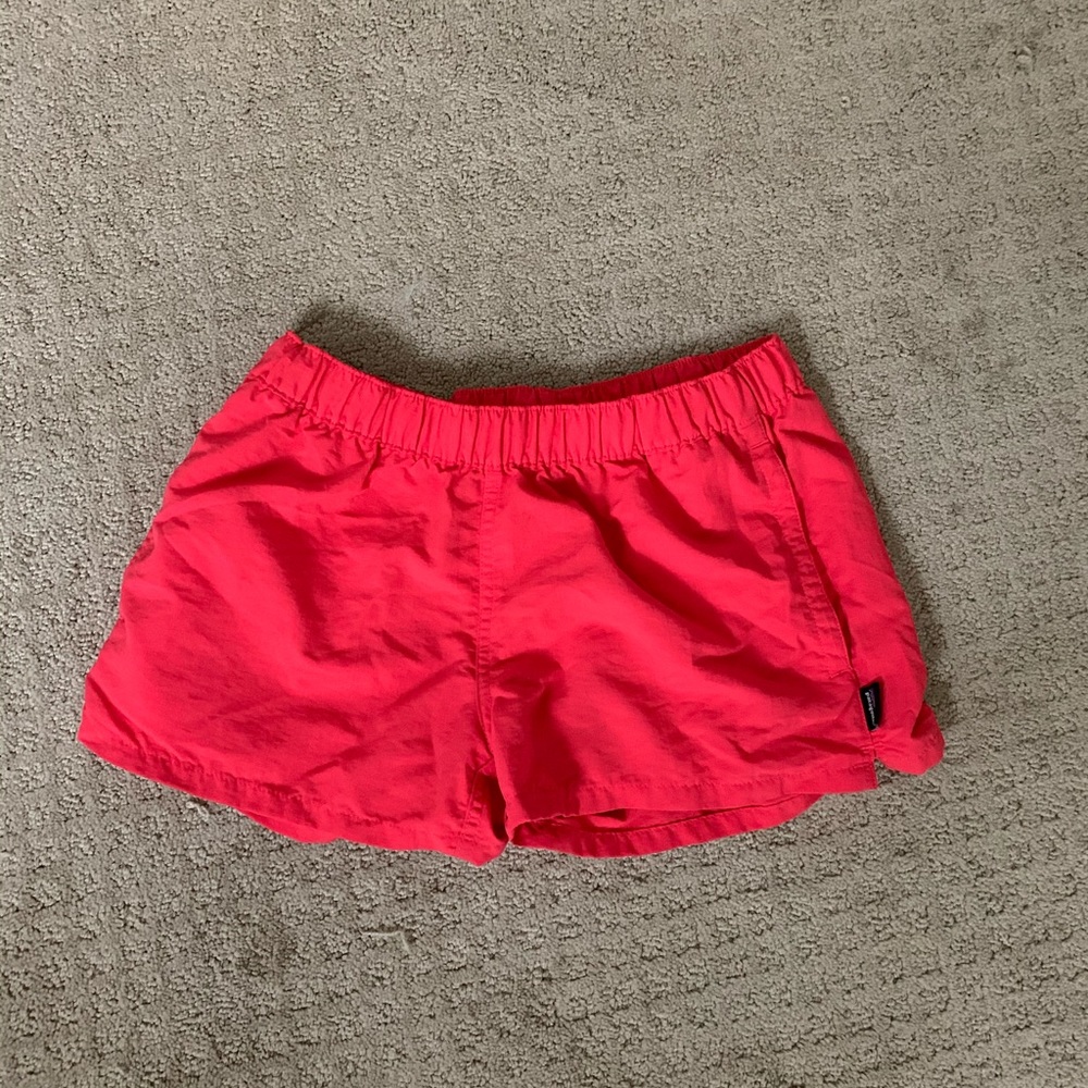 Women Patagonia barely baggies shorts size small